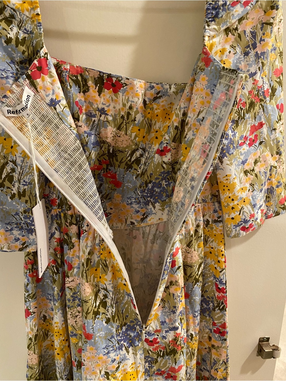 ❤️⭐️🌹 NWT and Beautiful! Reformation Cyprus Midi Dress, Size 6 🌹⭐️❤️ - Picture 11 of 13